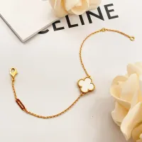 $25.00 USD Van Cleef & Arpels Bracelets For Women #1406640