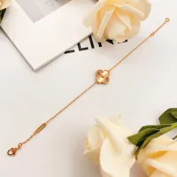 $25.00 USD Van Cleef & Arpels Bracelets For Women #1406653