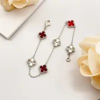 $34.00 USD Van Cleef & Arpels Bracelets For Women #1406655