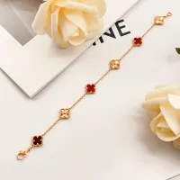 $34.00 USD Van Cleef & Arpels Bracelets For Women #1406656