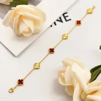 $34.00 USD Van Cleef & Arpels Bracelets For Women #1406657