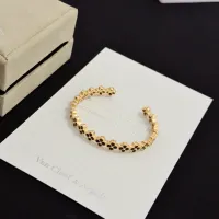 $48.00 USD Van Cleef & Arpels Bracelets For Women #1407100