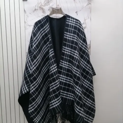 Burberry Poncho #1408778