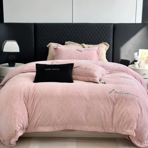 Yves Saint Laurent YSL Bedding #1409313