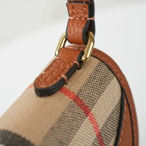 Replica Burberry AAA Quality Messenger Bags For Women #1411397 $96.00 USD for Wholesale