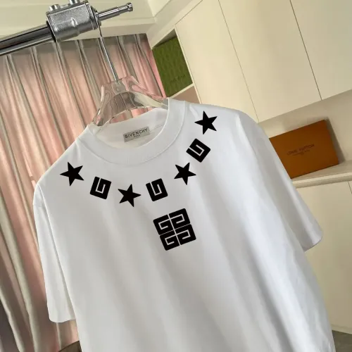 Replica Givenchy T-Shirts Short Sleeved For Unisex #1411697 $42.00 USD for Wholesale