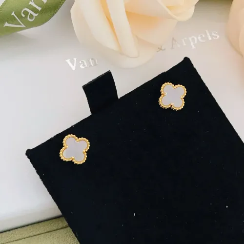 Replica Van Cleef & Arpels Earrings For Women #1413528 $25.00 USD for Wholesale