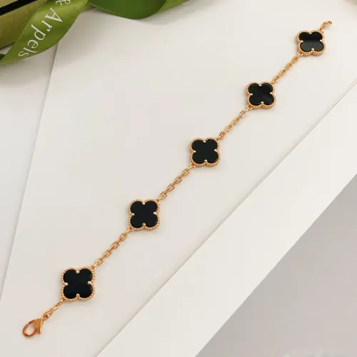 Replica Van Cleef & Arpels Bracelets For Women #1413737 $34.00 USD for Wholesale
