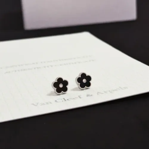 Replica Van Cleef & Arpels Earrings For Women #1413959 $36.00 USD for Wholesale