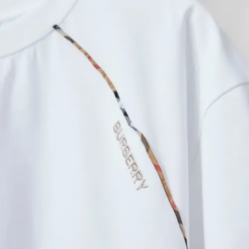 Replica Burberry T-Shirts Short Sleeved For Unisex #1414022 $39.00 USD for Wholesale