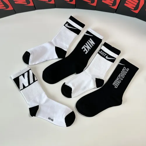Replica Nike Socks #1414821 $29.00 USD for Wholesale