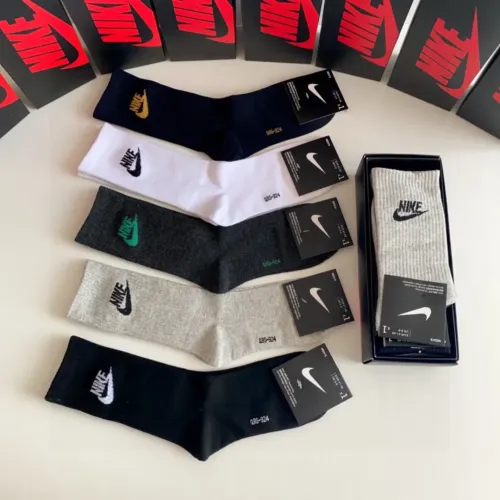 Replica Nike Socks #1414823 $29.00 USD for Wholesale