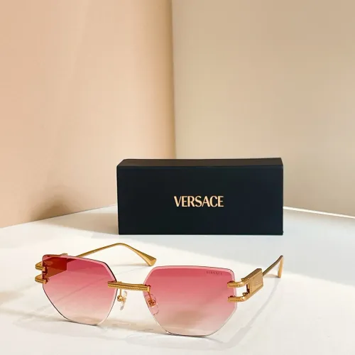 Versace AAA Quality Sunglasses #1415100