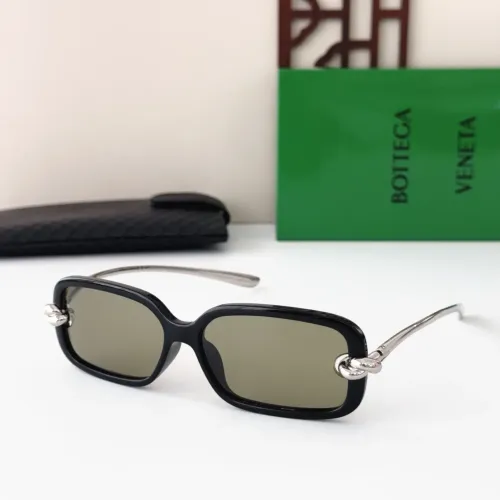 Bottega Veneta AAA Quality Sunglasses #1416226