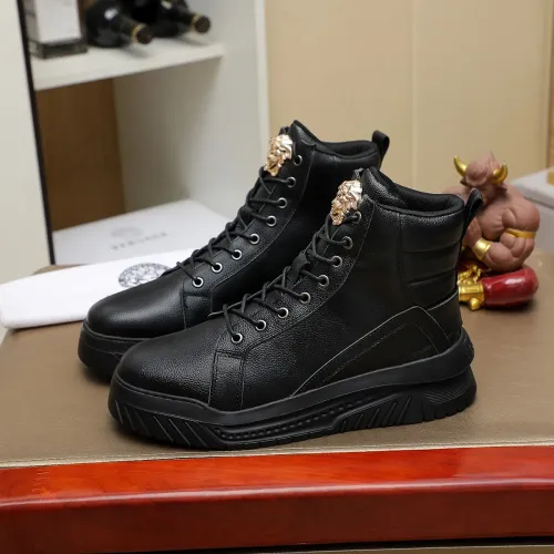 Versace High Tops Shoes For Men #1416496