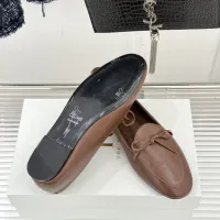 $108.00 USD Celine Flat Shoes For Women #1409406