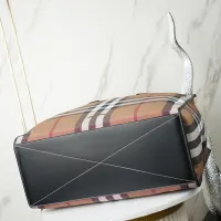 $115.00 USD Burberry AAA Quality Handbags For Women #1410911