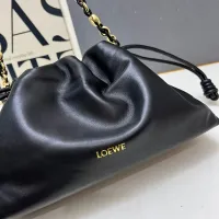 $112.00 USD LOEWE AAA Quality Messenger Bags For Women #1411152