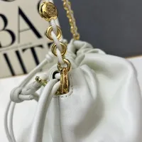 $112.00 USD LOEWE AAA Quality Messenger Bags For Women #1411153