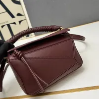 $98.00 USD LOEWE AAA Quality Messenger Bags For Women #1411167
