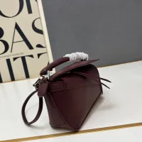 $98.00 USD LOEWE AAA Quality Messenger Bags For Women #1411170