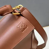 $128.00 USD LOEWE AAA Quality Messenger Bags For Women #1411178