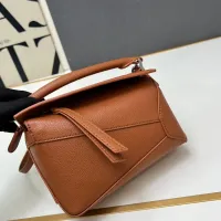 $98.00 USD LOEWE AAA Quality Messenger Bags For Women #1411188