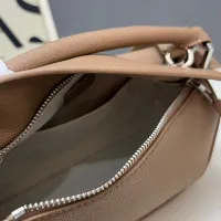 $105.00 USD LOEWE AAA Quality Messenger Bags For Women #1411206