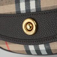 $98.00 USD Burberry AAA Quality Messenger Bags For Women #1411396