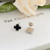 $25.00 USD Van Cleef & Arpels Earrings For Women #1413521