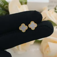 $25.00 USD Van Cleef & Arpels Earrings For Women #1413528