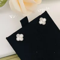 $25.00 USD Van Cleef & Arpels Earrings For Women #1413529