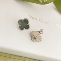 $25.00 USD Van Cleef & Arpels Earrings For Women #1413535