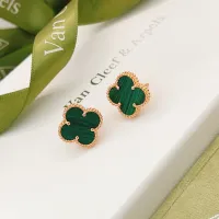 $25.00 USD Van Cleef & Arpels Earrings For Women #1413538