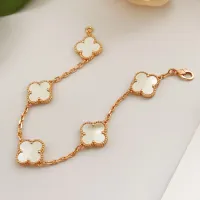 $34.00 USD Van Cleef & Arpels Bracelets For Women #1413741