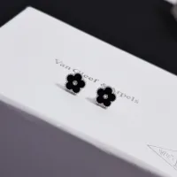 $36.00 USD Van Cleef & Arpels Earrings For Women #1413959