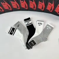 $29.00 USD Nike Socks #1414822