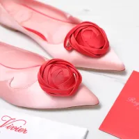 $115.00 USD Roger Vivier RV Flat Shoes For Women #1418117