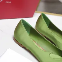 $115.00 USD Roger Vivier RV Flat Shoes For Women #1418120