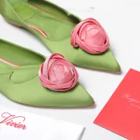 $115.00 USD Roger Vivier RV Flat Shoes For Women #1418120