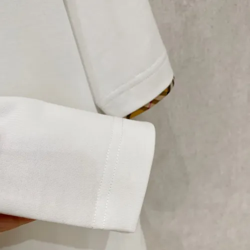 Replica Burberry T-Shirts Short Sleeved For Men #1418354 $64.00 USD for Wholesale