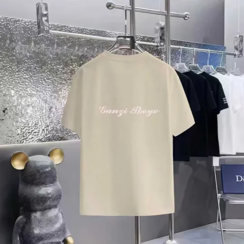 Replica Balenciaga T-Shirts Short Sleeved For Unisex #1418554 $39.00 USD for Wholesale
