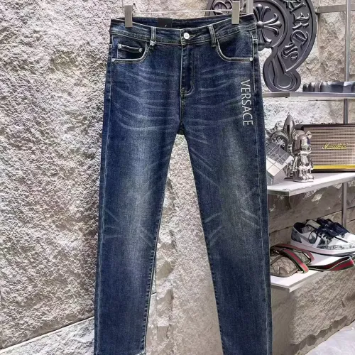 Replica Versace Jeans For Men #1421207 $68.00 USD for Wholesale