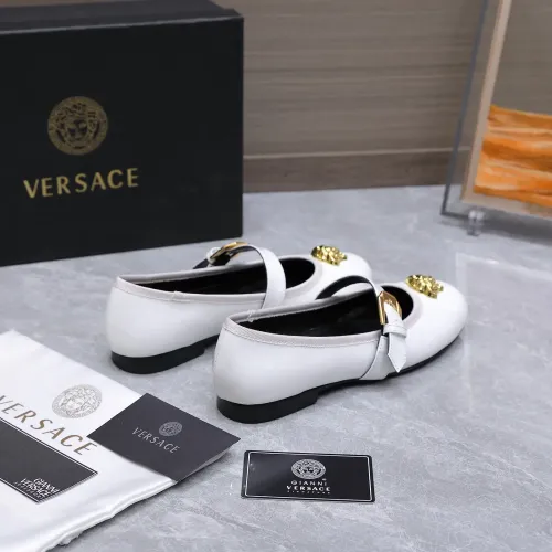Replica Versace Flat Shoes For Women #1422329 $118.00 USD for Wholesale