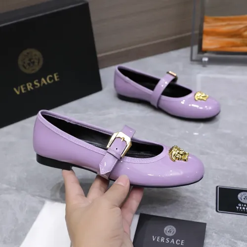 Replica Versace Flat Shoes For Women #1422330 $118.00 USD for Wholesale