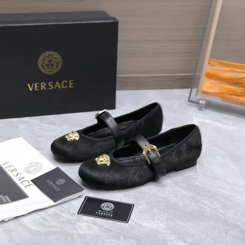 Versace Flat Shoes For Women #1422333