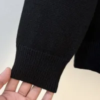 $82.00 USD Thom Browne TB Sweaters Long Sleeved For Unisex #1421954