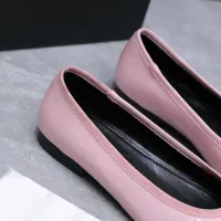 $118.00 USD Versace Flat Shoes For Women #1422327