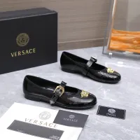 $118.00 USD Versace Flat Shoes For Women #1422332