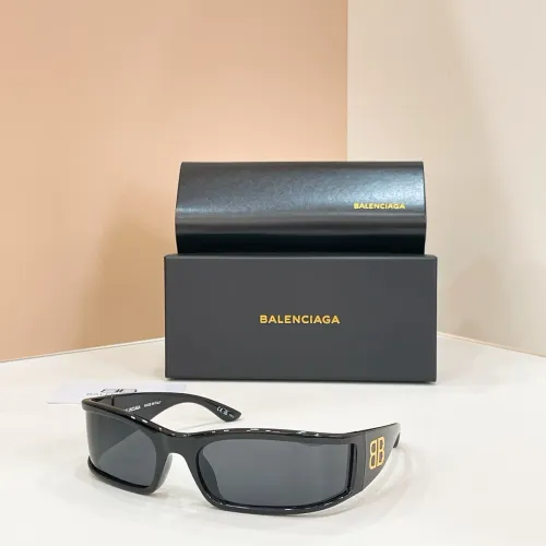 Balenciaga AAA Quality Sunglasses #1424390